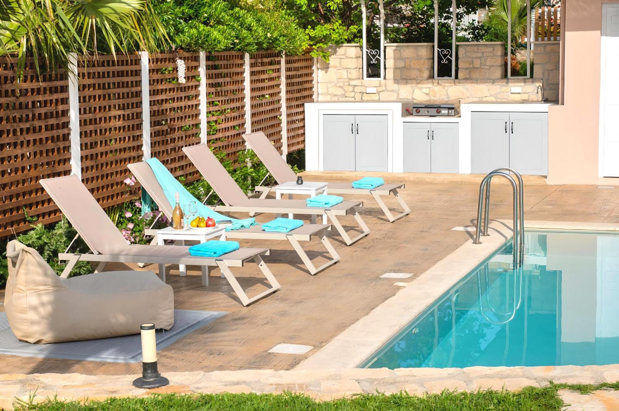 Allas Villa Heated Pool Chania  Bagian luar foto